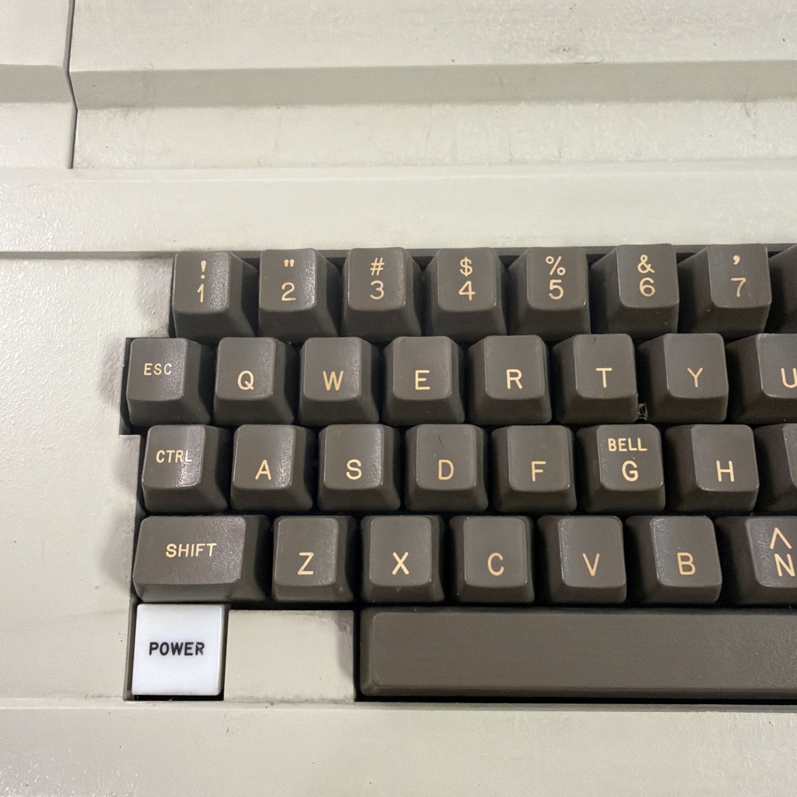 Early Model Apple II Plus Model A2S1048 AS IS FOR PARTS