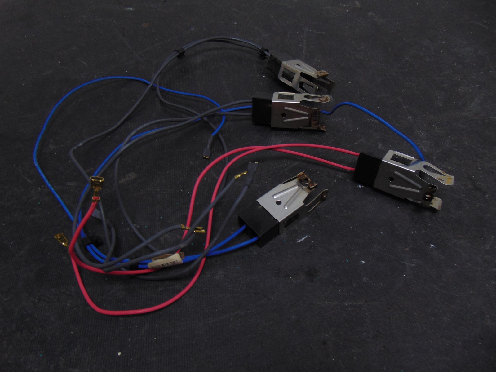 GE Range JBS160DM5BB Surface Terminal Kit Set WB17K10003