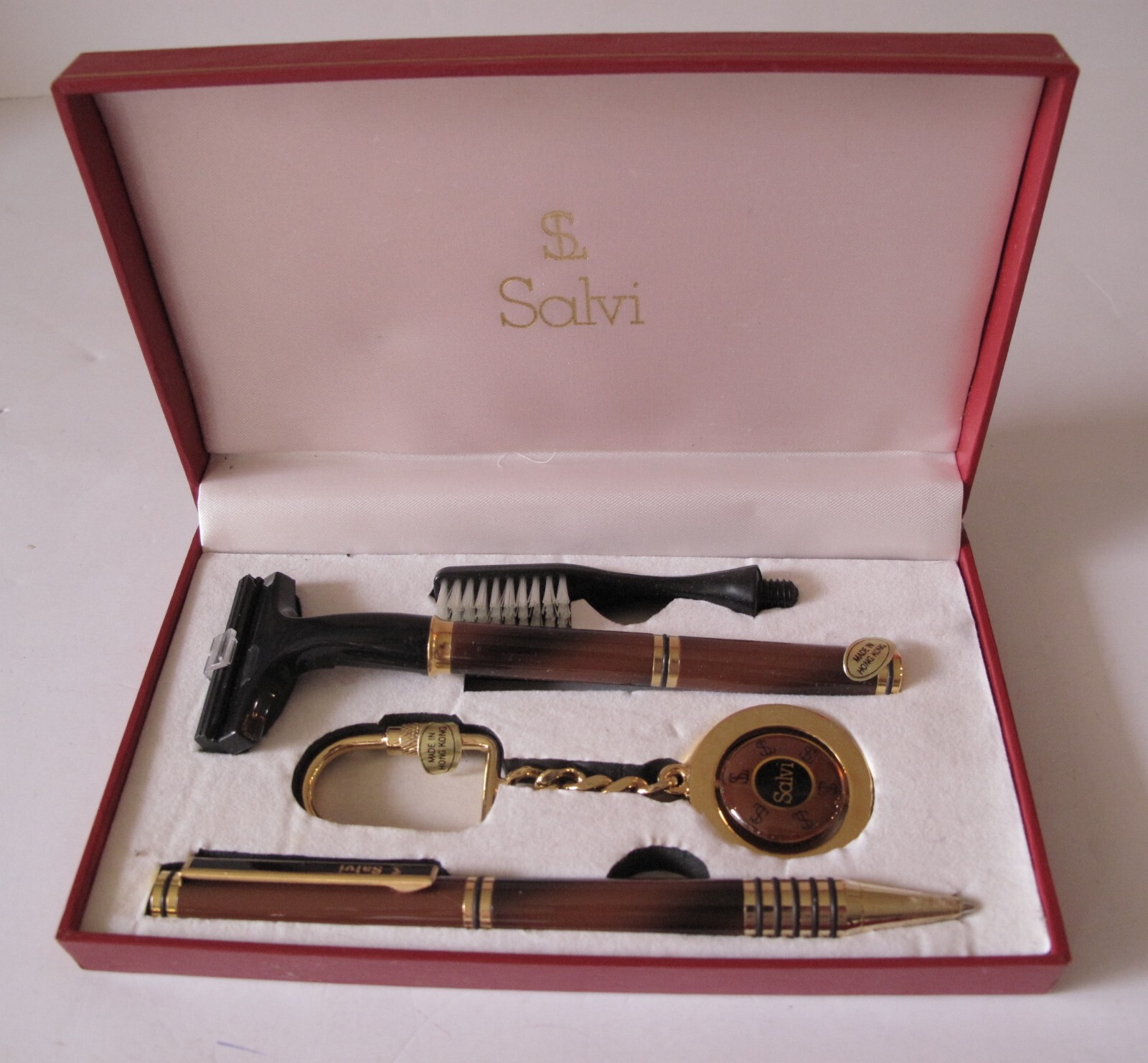 Men's Kit - Razor, Toothbrush, Keyring, Pen - Vintage