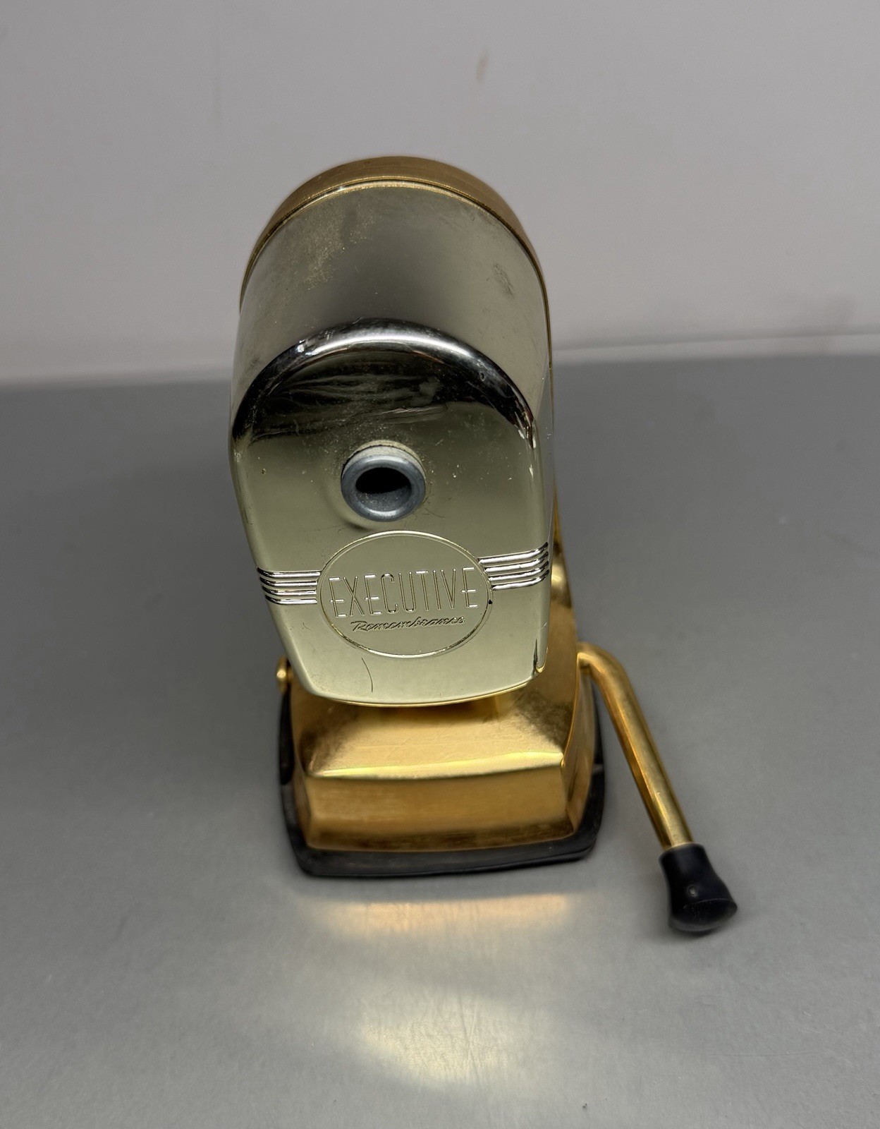 Vintage Executive Remembrance Pencil Sharpener ~ Gold ~ Suction Cup Vacuum Mount