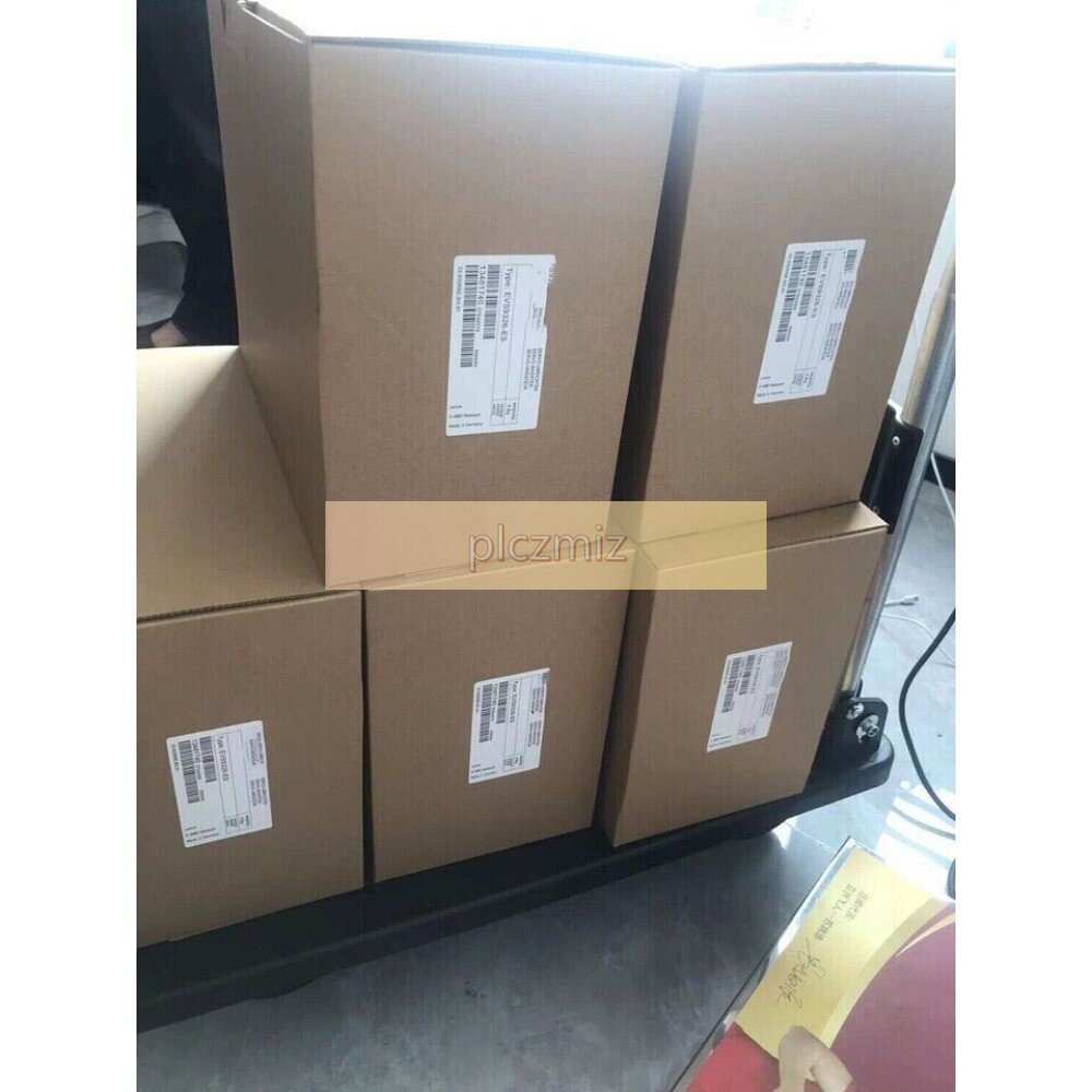 US Free TAX New LENZE E82EV751_2C inverter fast FedEx or E82EV751k2C