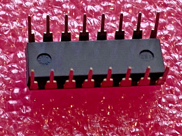 8pcs MC14040BCP MOTOROLA NEW