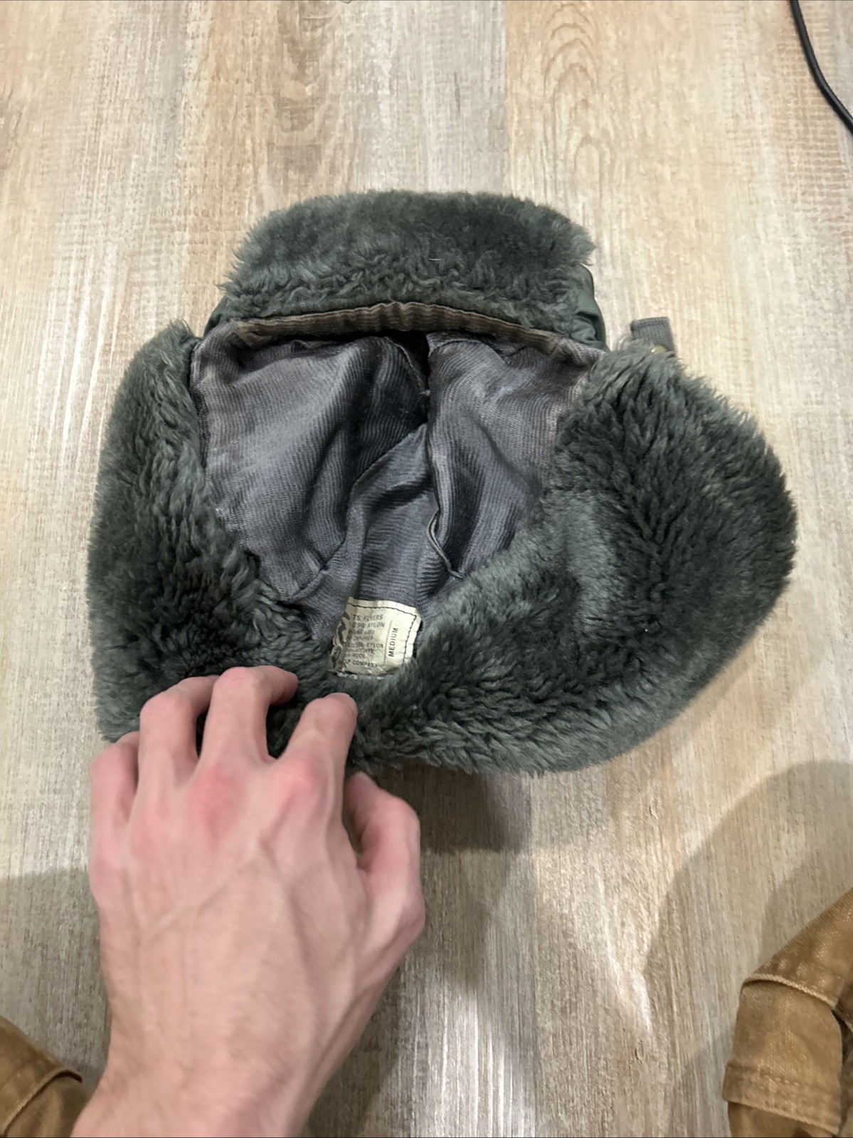 Military Helmet (hat) Flyer's, Winter B-9B USAF Size Medium