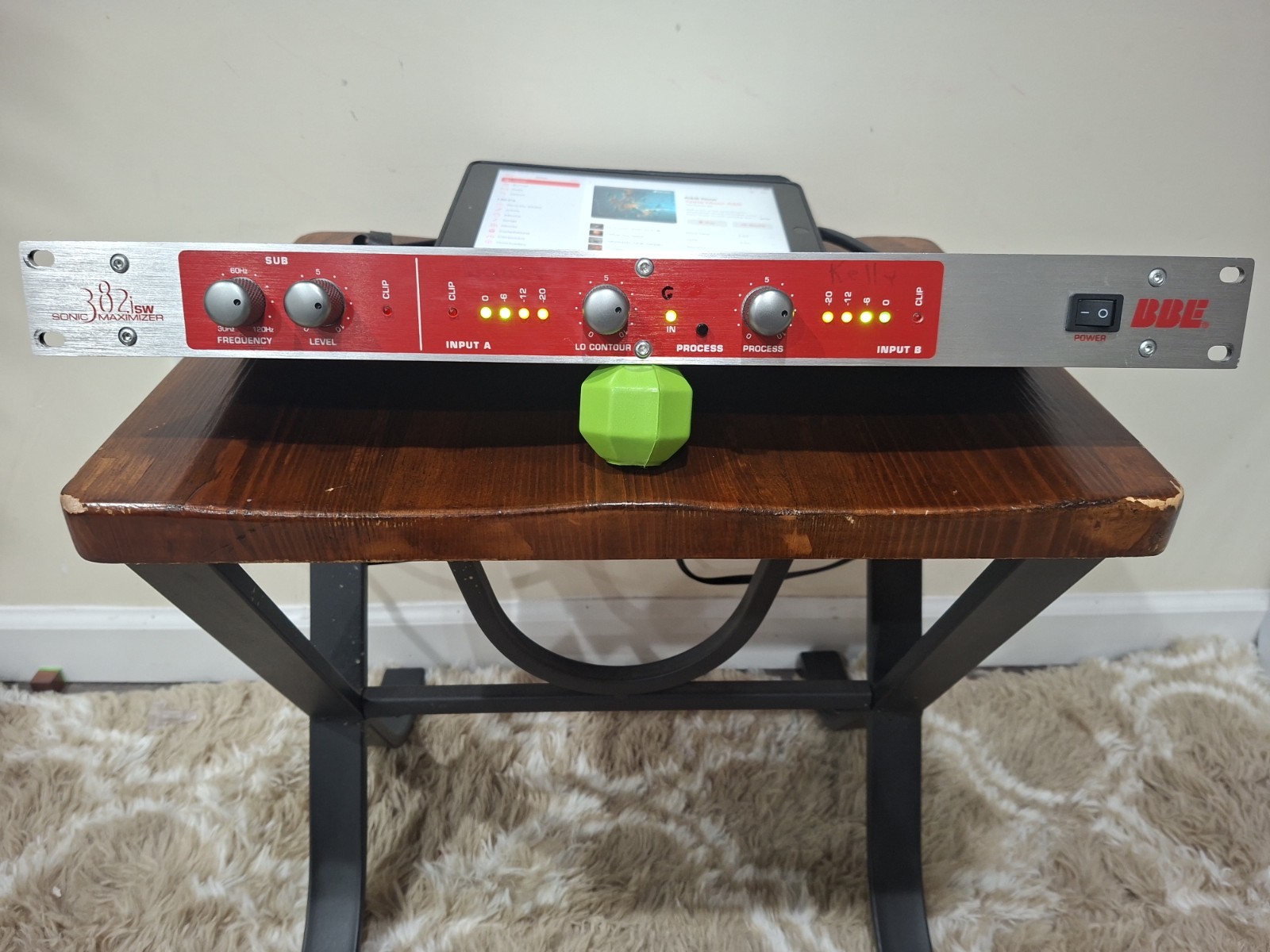 BBE 382isw Sonic Maximizer