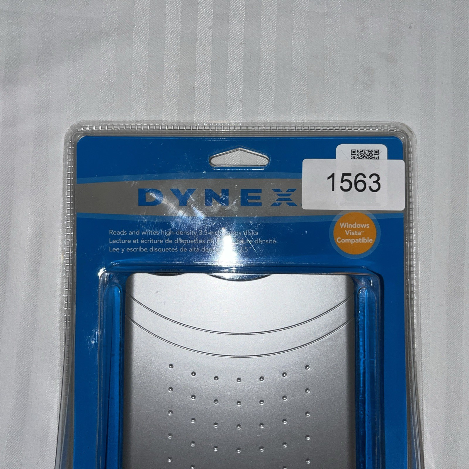 Dynex External USB Floppy Disk Drive DX-EF101 NIB