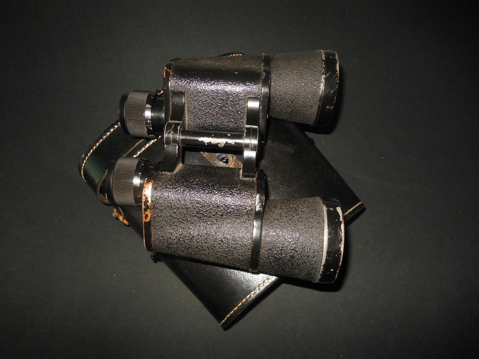 WW2 German Wehrmacht - 7x50 FIELD BINOCULARS w/ EXTENDABLE EYE CUPS - VERY NICE!