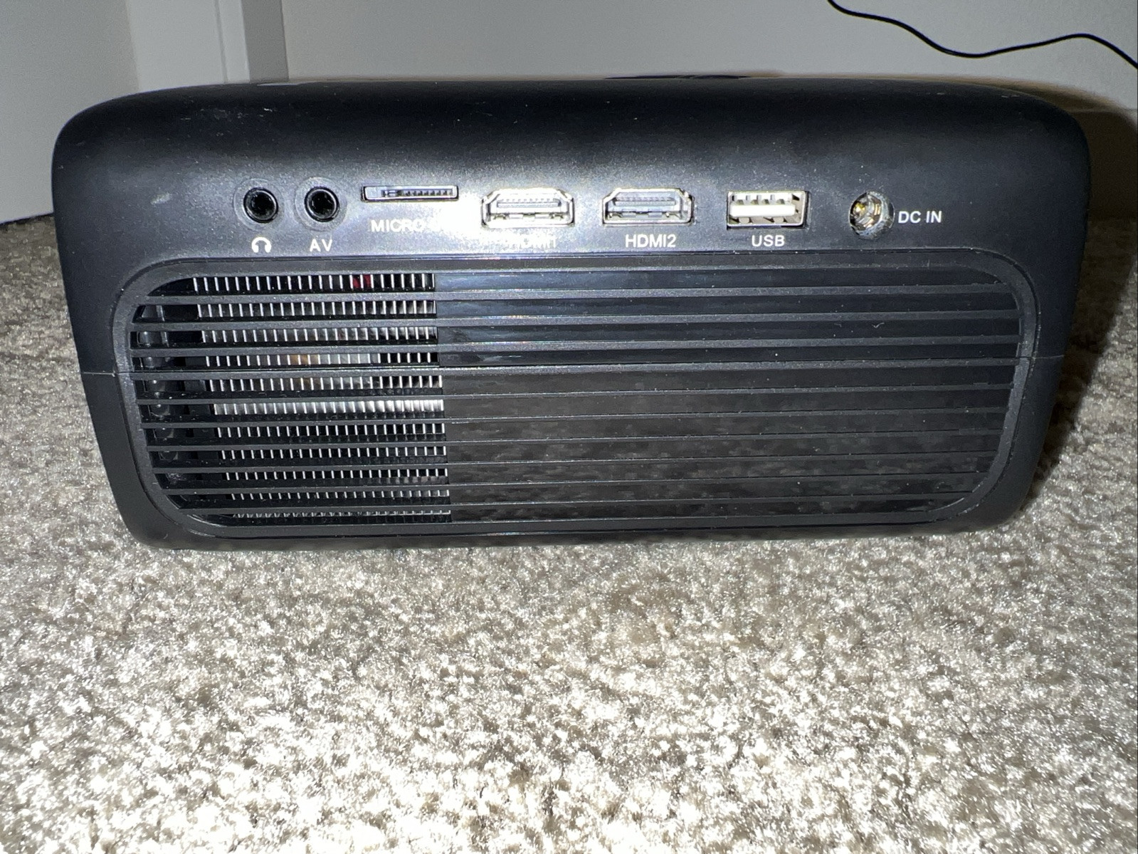 RCA HOME THEATER PROJECTOR 1080p (PRJ280)