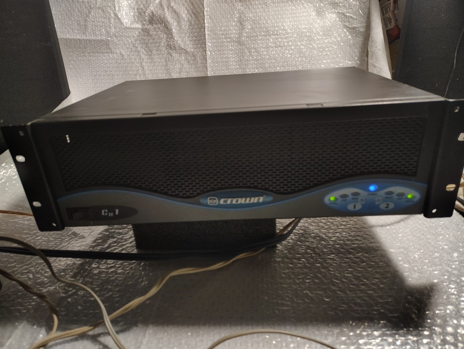 Crown CH1 power amplifier