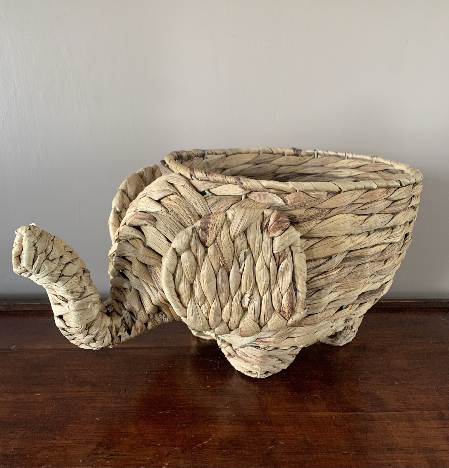 Elephant Planter Basket Storage Seagrass Rattan Wicker Baby Nursery Storage
