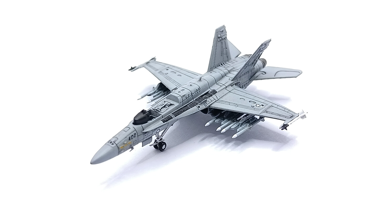 YZ Model YZ-050B 1/350 BOEING F/A-I8C HORNET STRIKE FIGHTER(3 set)