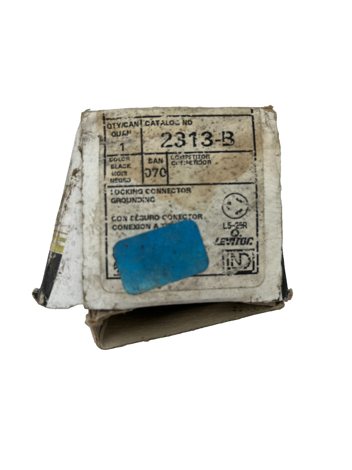 Leviton 2313-B Locking Connector Grounding