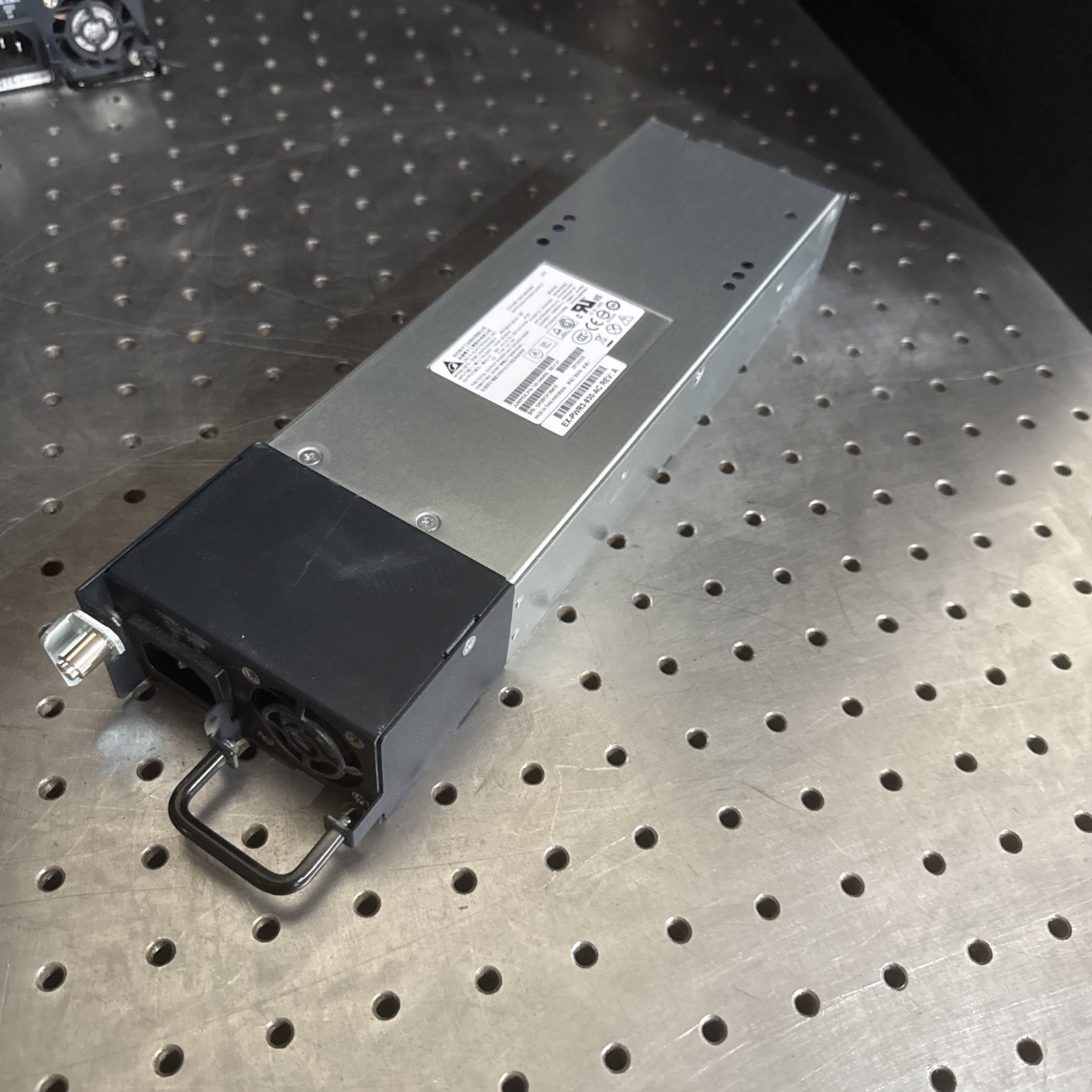 Juniper Networks EX-PWR-930-AC 740-035875 930W Power Supply