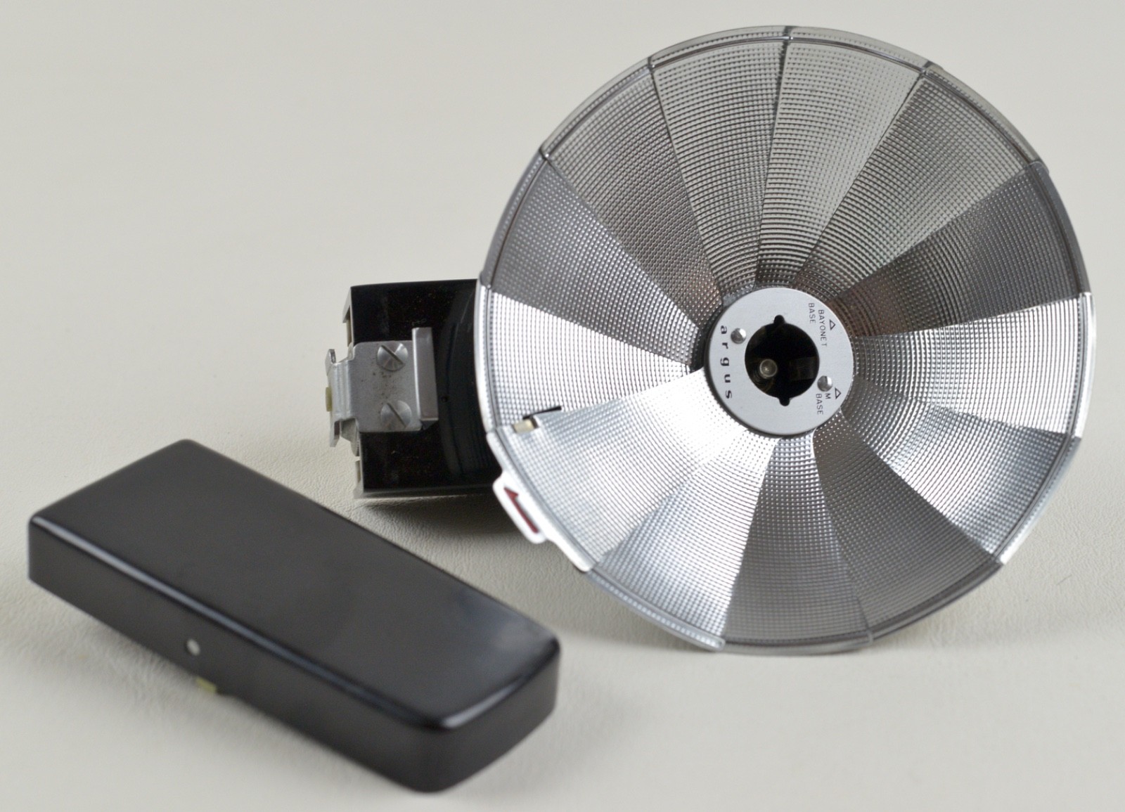 Vintage Argus Flash Unit
