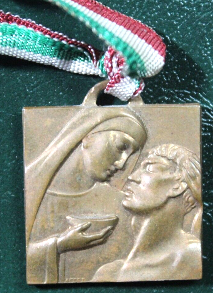 Red Cross Military Medals 1940 AFFER RED CROSS MEDAL CROIX-ROUGE ROTES KREUZ