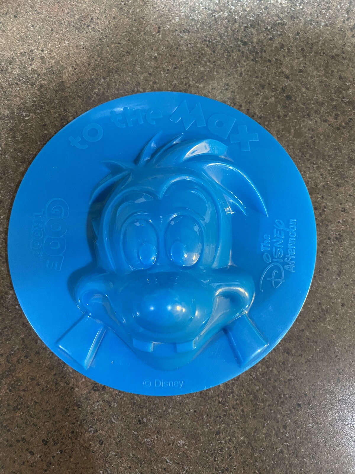 Disney Good Troop To The Max Jello Mold ( Goofy’s kid) Set Of 2