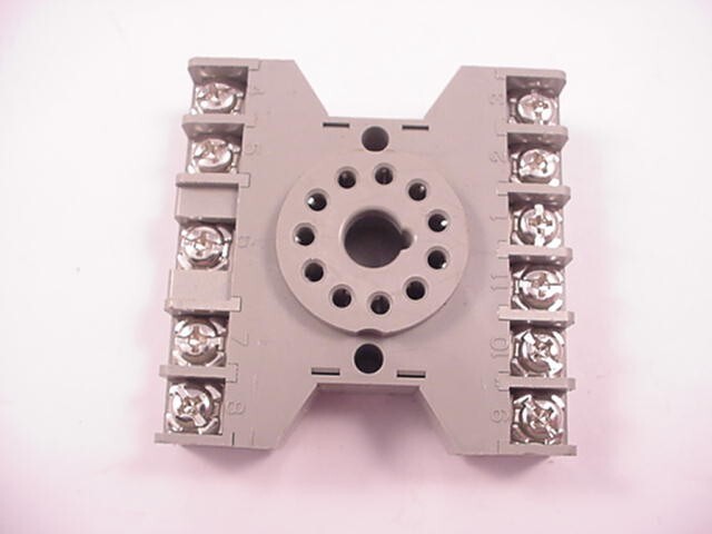 Dayton 6X156E Relay Base Socket  NEW    Ships on Same Day of the Purchase
