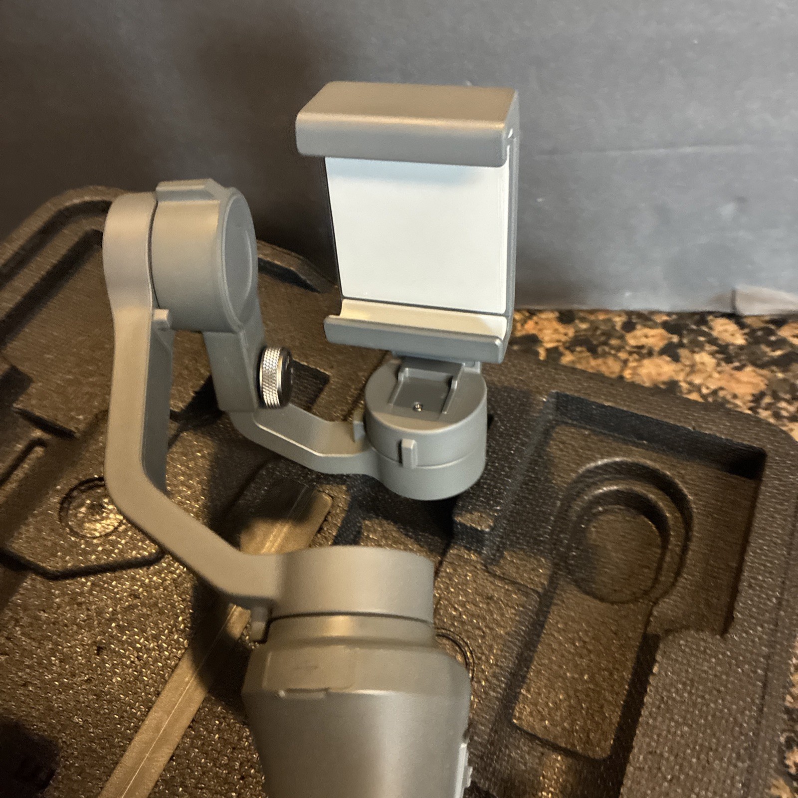 DJI OSMO Mobile 2 Handheld Smartphone Gimbal Stabilizer Model OM170 Bundle