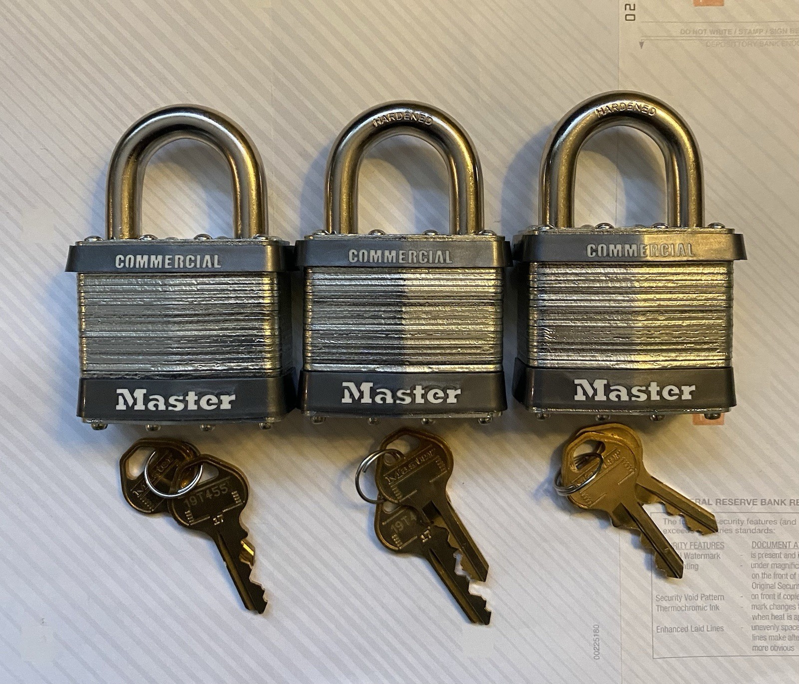 Master Lock 25 KA Commercial Padlocks Keyed Alike 19T455