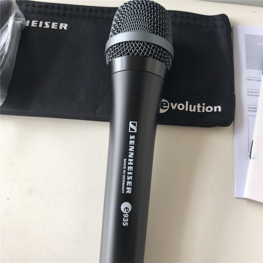 Sennheiser e935 Dynamic Wired Professional Microphone - Early Box Version