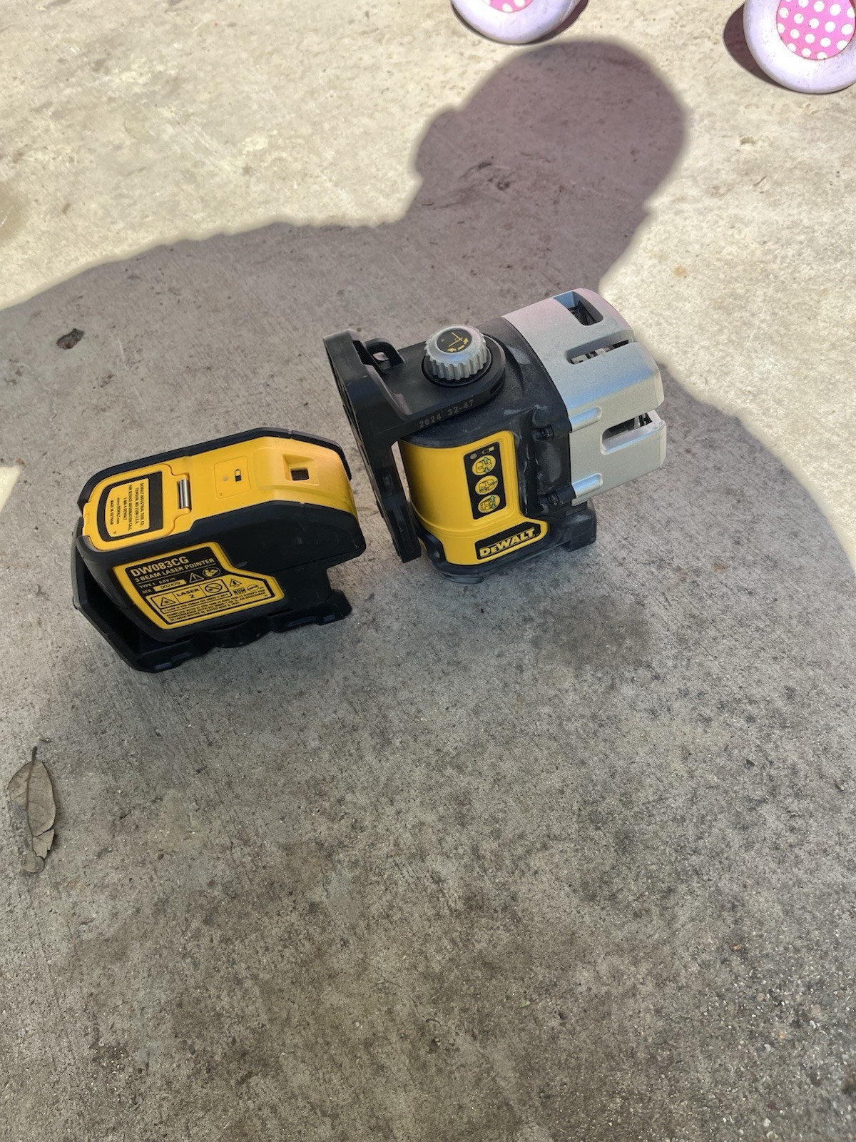 DEWALT 3-beam Green Line Laser  And 1 Beam Dewalt Laser