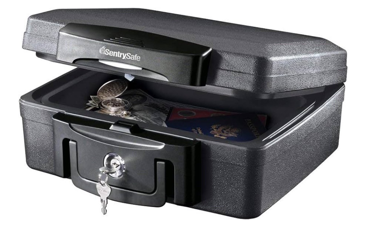 SentrySafe H0100 Fireproof Waterproof Portable Safe with Key Lock – 0.17 cu ft