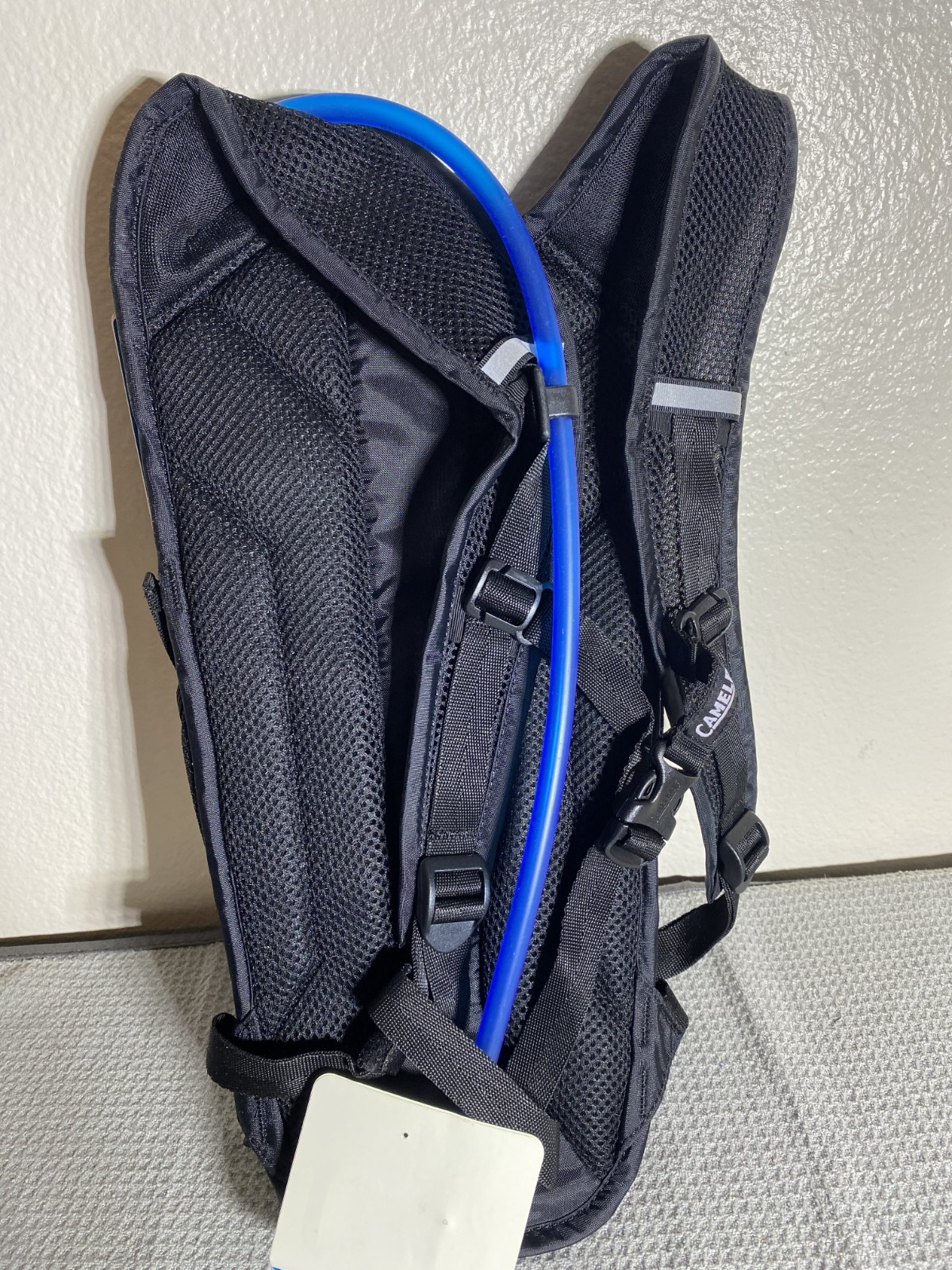 Black CamelBak Rogue Hydration Pack, 2L (70oz) New