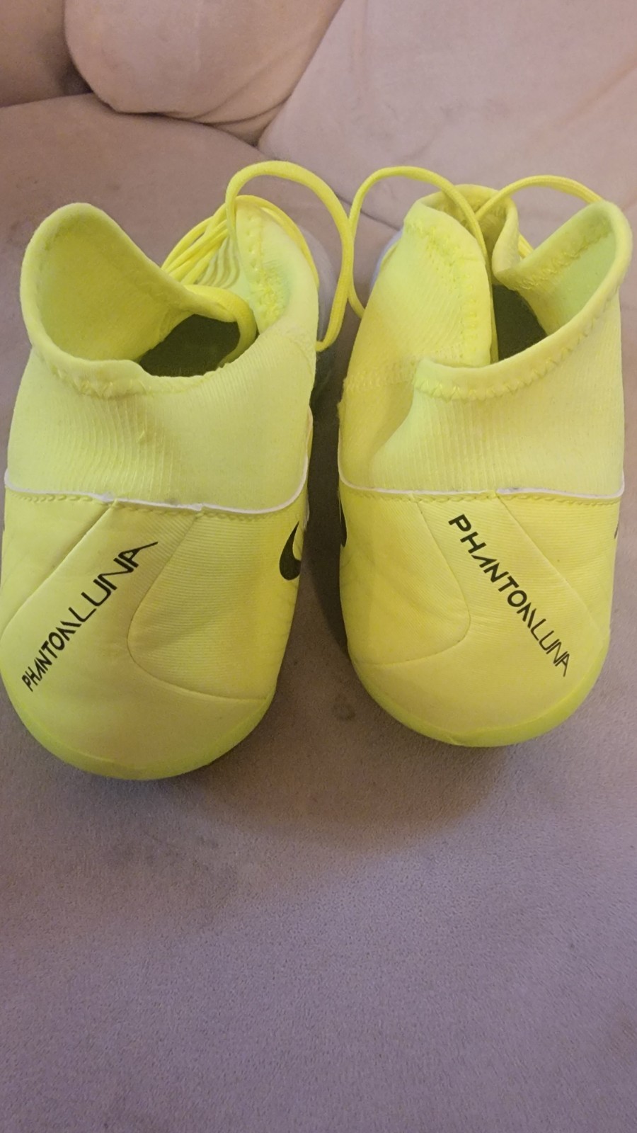 Nike Phantom Luna 2 Academy fg - US 10.5 Men Gray Yellow