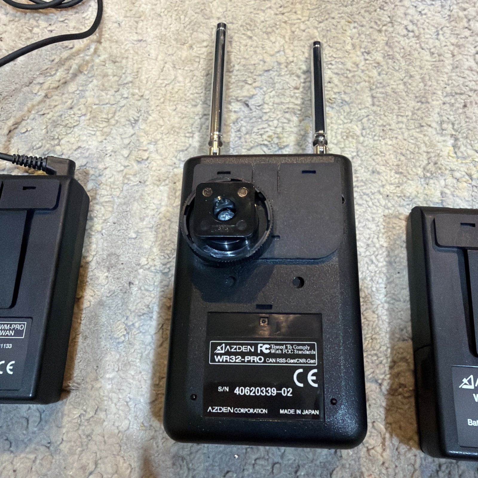 azden wm-pro Wireless Microphone System Wr32-pro