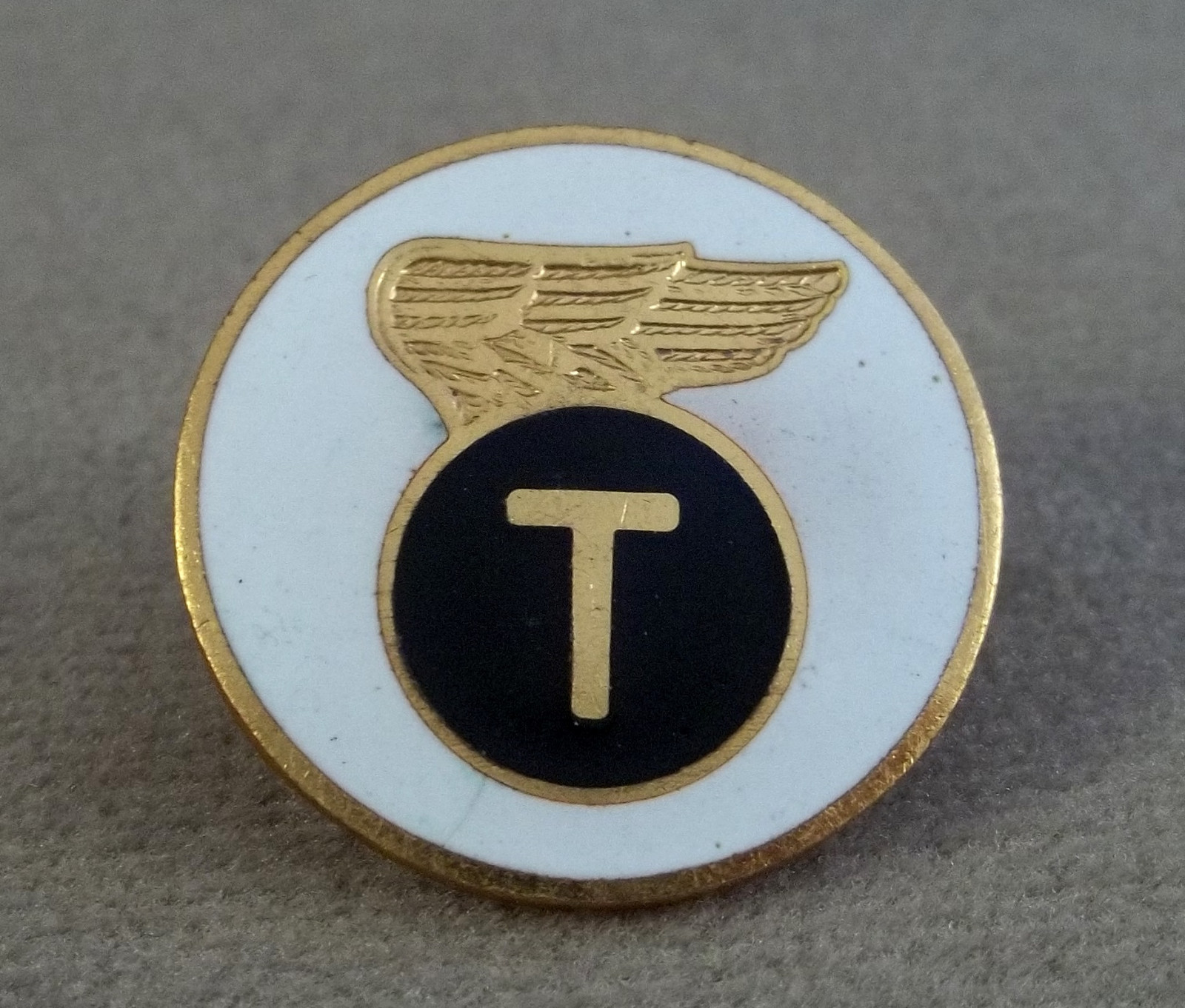 South - Central America Military Transportation Corps Insignia - Screwback