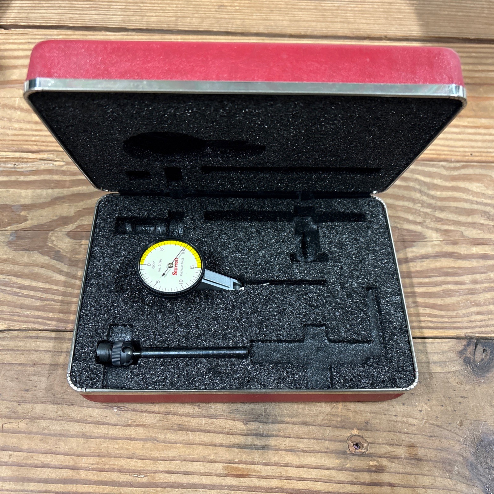 Starrett 709A Dial Test Indicator With Conformed Case