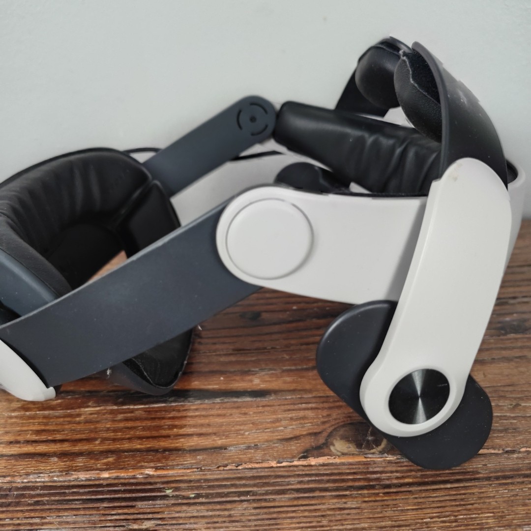 BOBOVR M3 Pro Head Strap For Meta Quest 3 No Battery Untested
