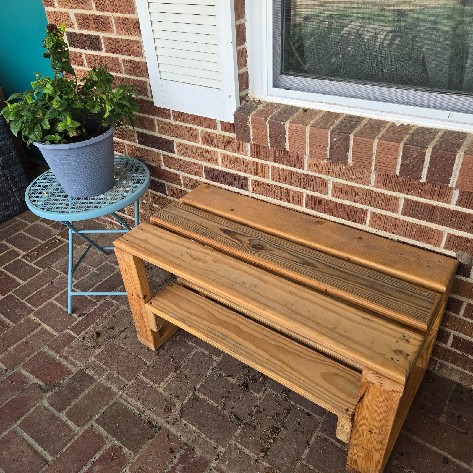 Indoor/outdoor Shoe Bench