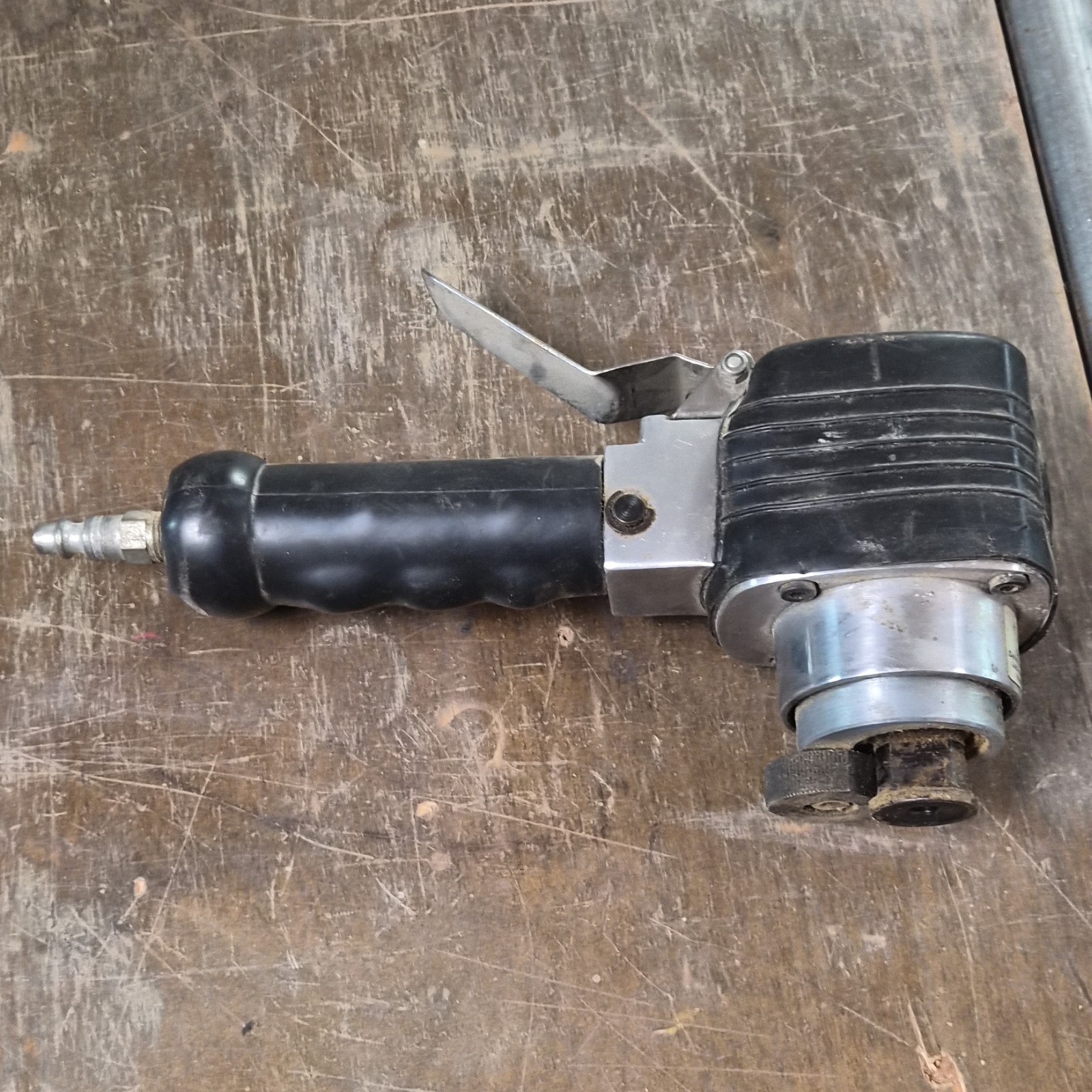 DeVilbiss Air Power 6 In Pneumatic DA Sander 0051 Pneumatic Air Sander