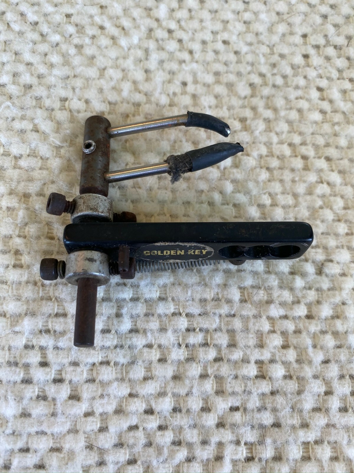 Golden Key Futura Flipper Rest