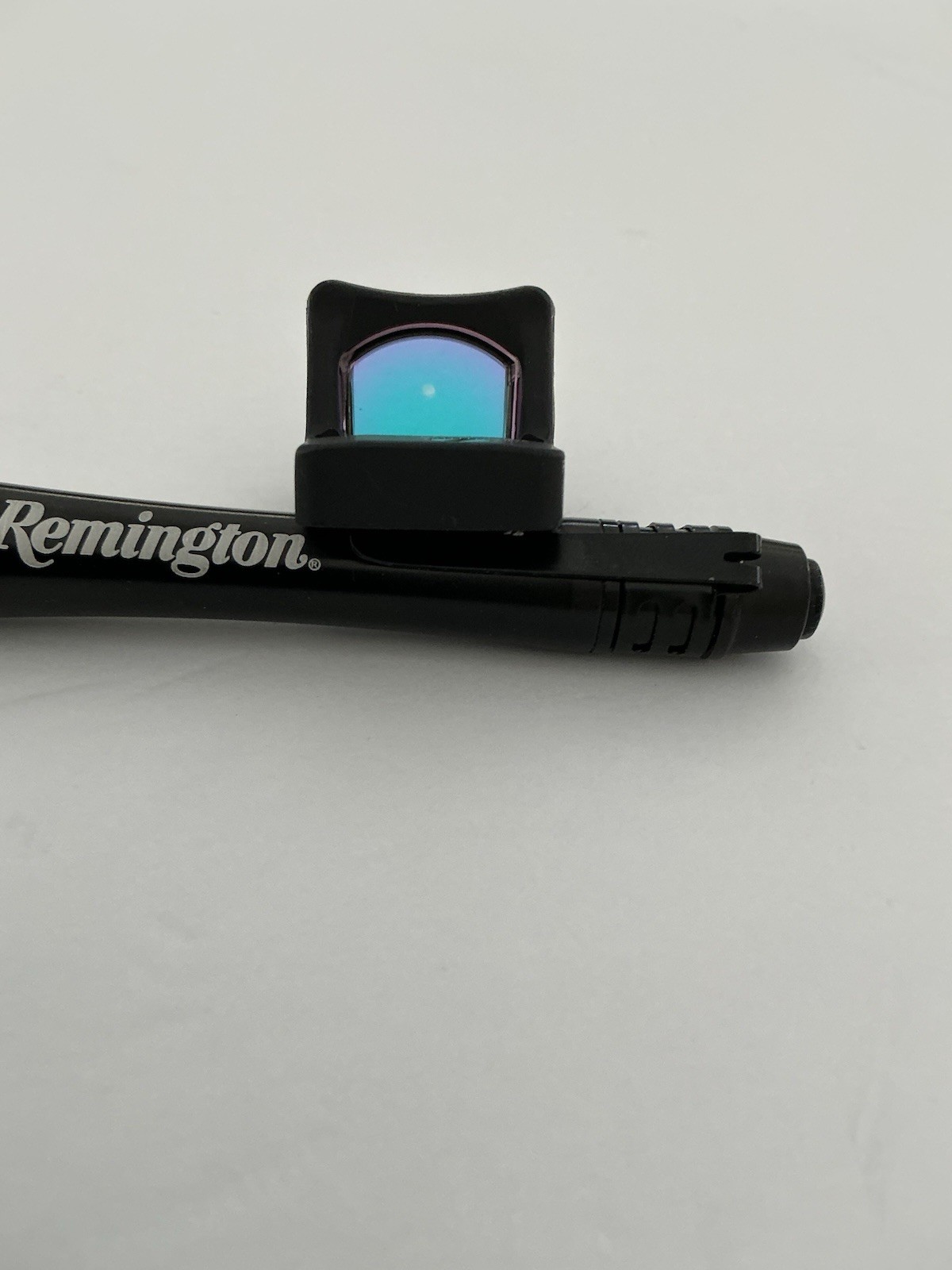 Trijicon RM05 RMR Dual Illuminated Reflex Sight, 9.0 MOA, Amber Dot