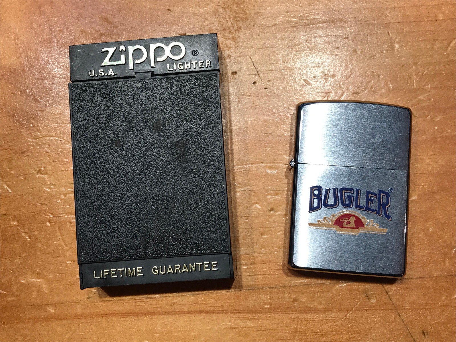 CLASSIC BRUSH CHROME ZIPPO LIGHTER WITH CO. LOGO BUGLER CIGARETTE PAPER