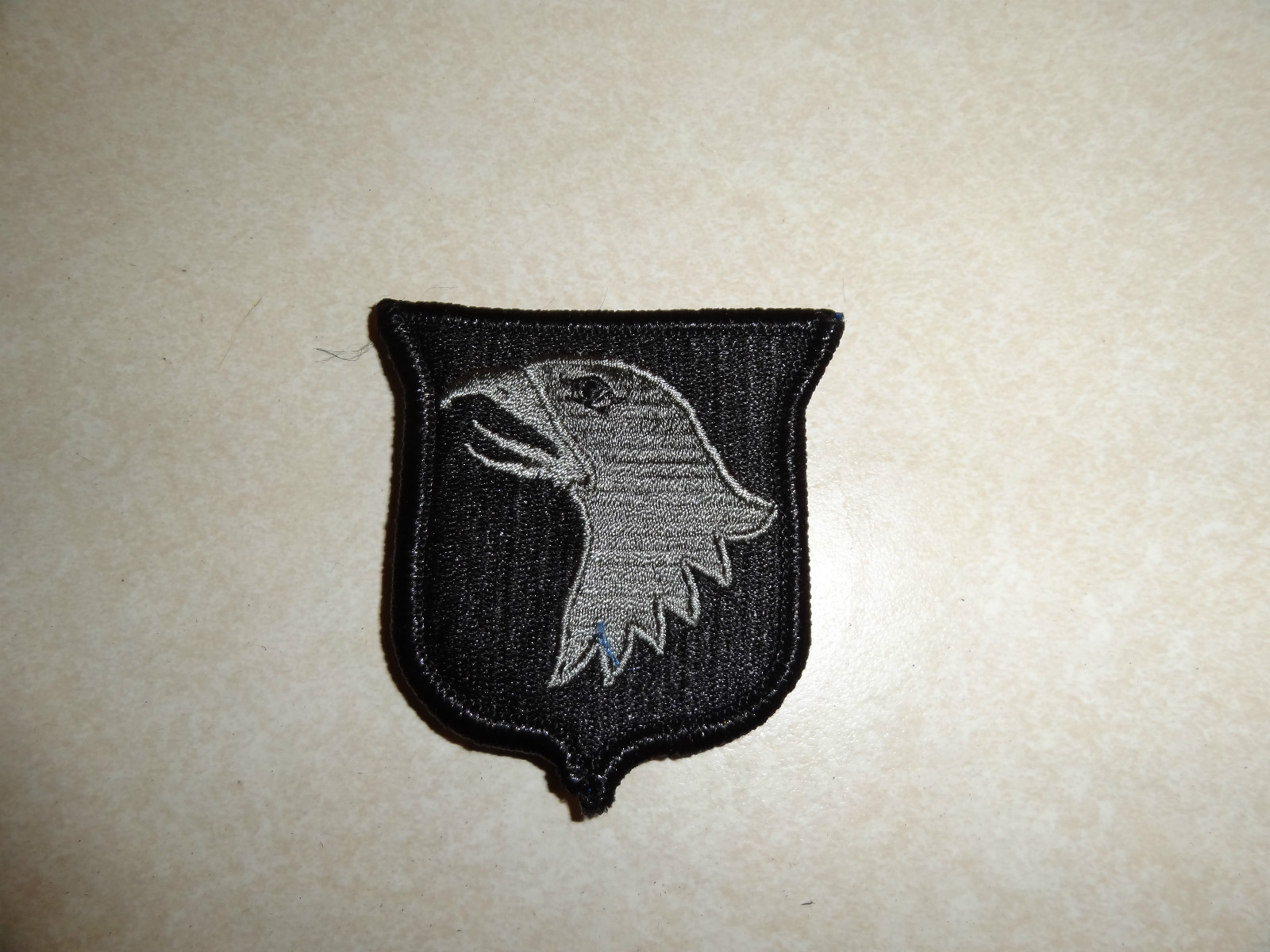 PATCH MILITARY SHOULDER 101ST AIRBORNE DIVISION  ACU HOOK AND LOOP FOR ACUS