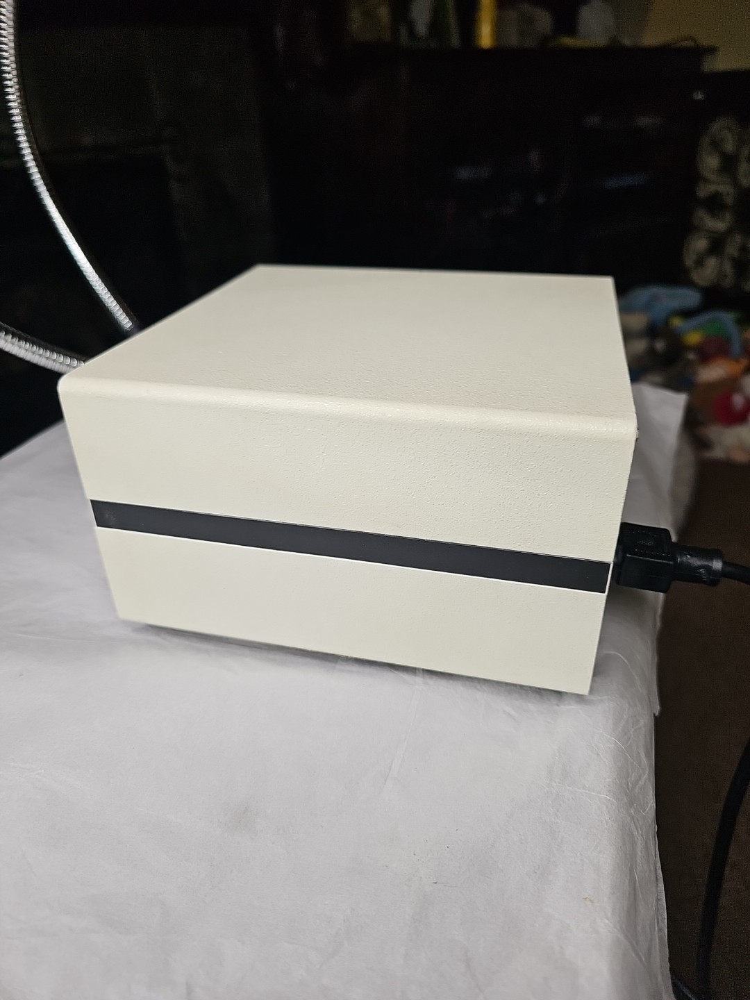 Fostec EKE 8300-12 Light Source With Dual Flexible Fiber Optic Attachment