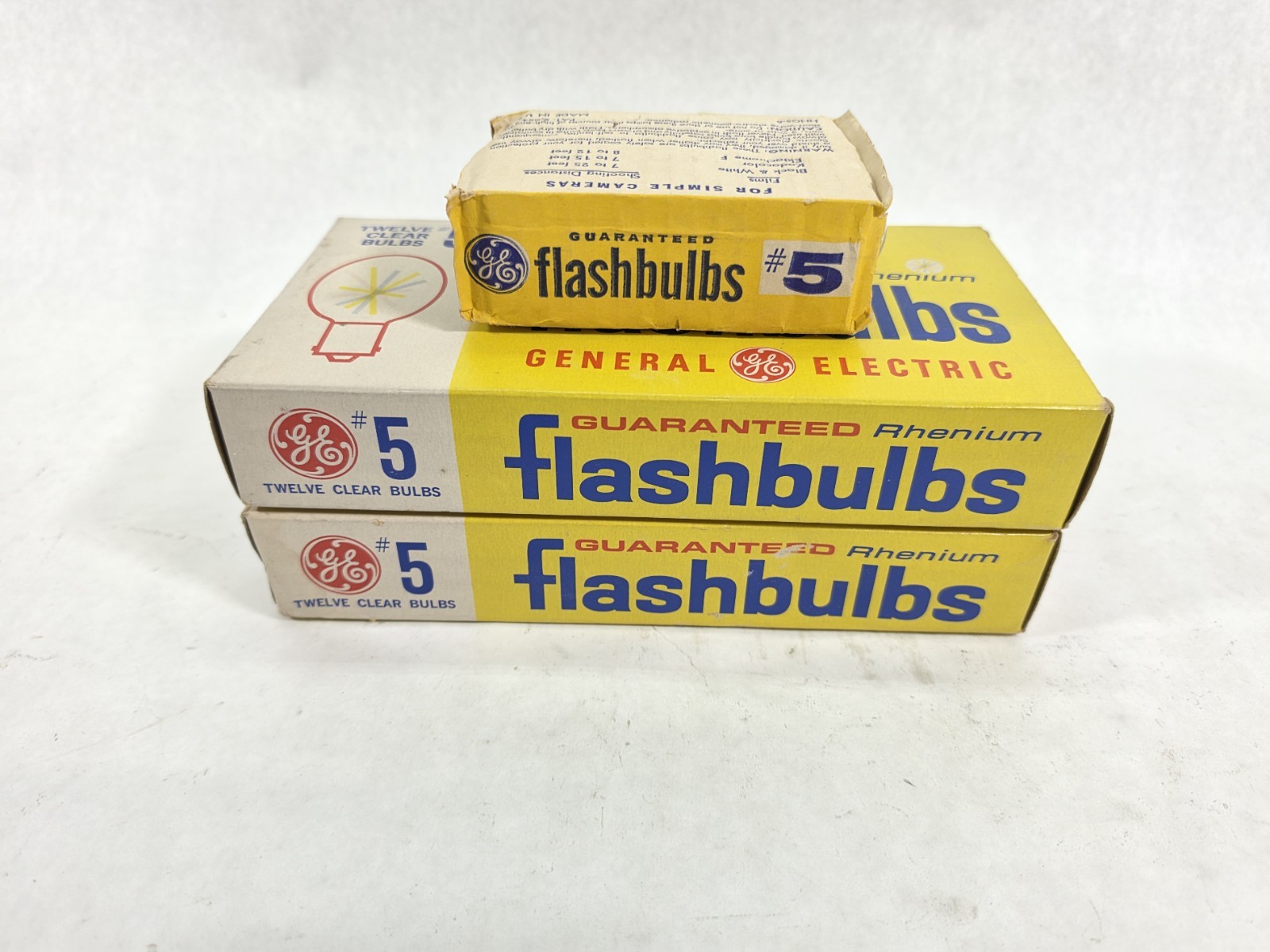 Vintage Lot of GE #5 Flashbulbs - Rhenium, Original Boxes, Unused