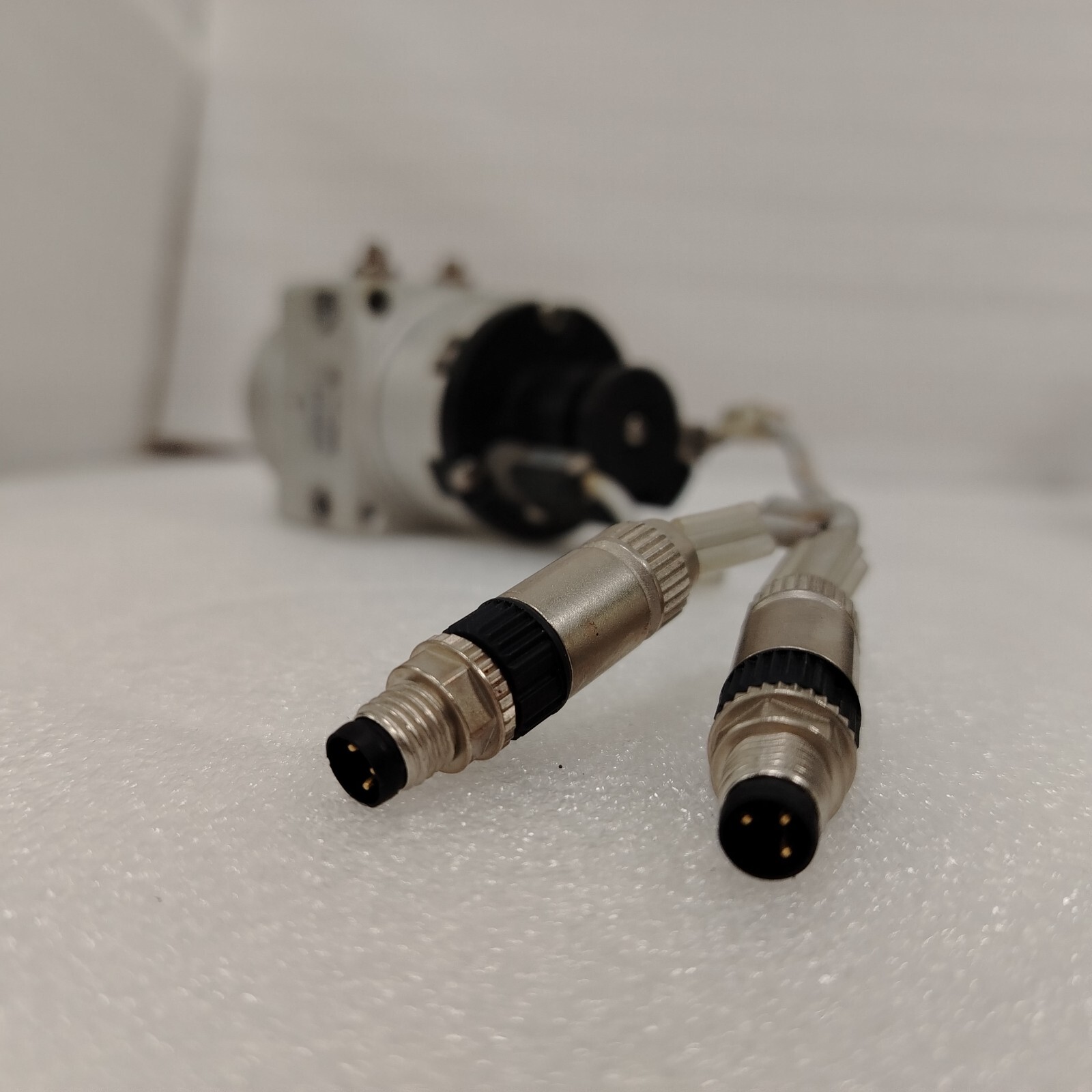 SMC MDSUB20-180S Rotary Actuator Table