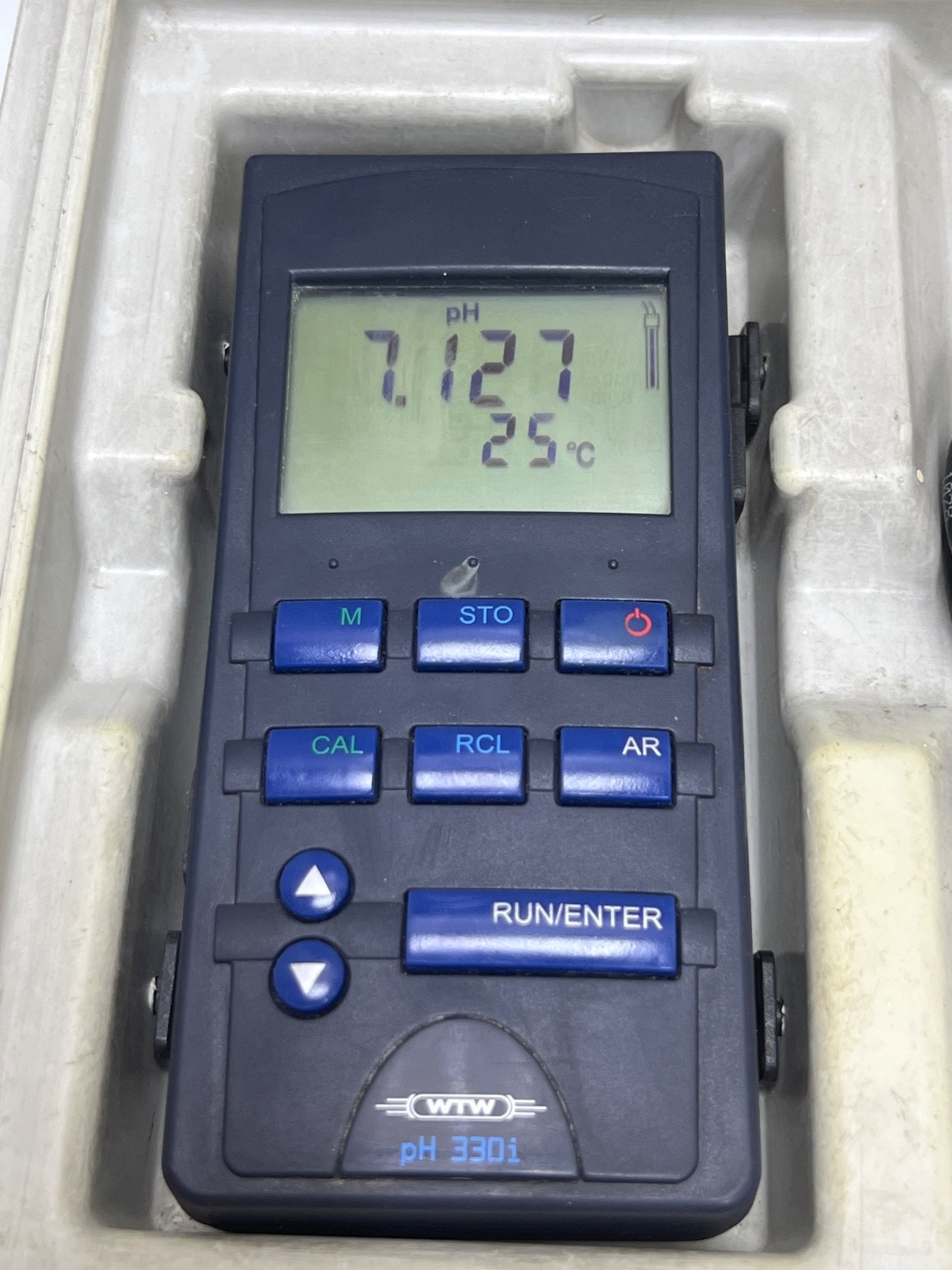 WTW PH330i + SenTix 41 PH Meter