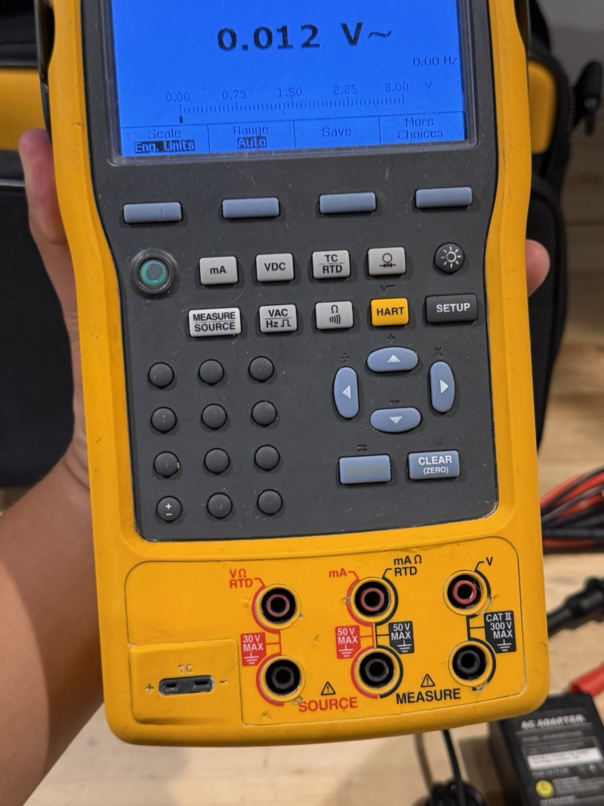 FLUKE 754 DOCUMENTING PROCESS CALIBRATOR W/ ACCESSORIES (TESTED) FREE SHIPPING