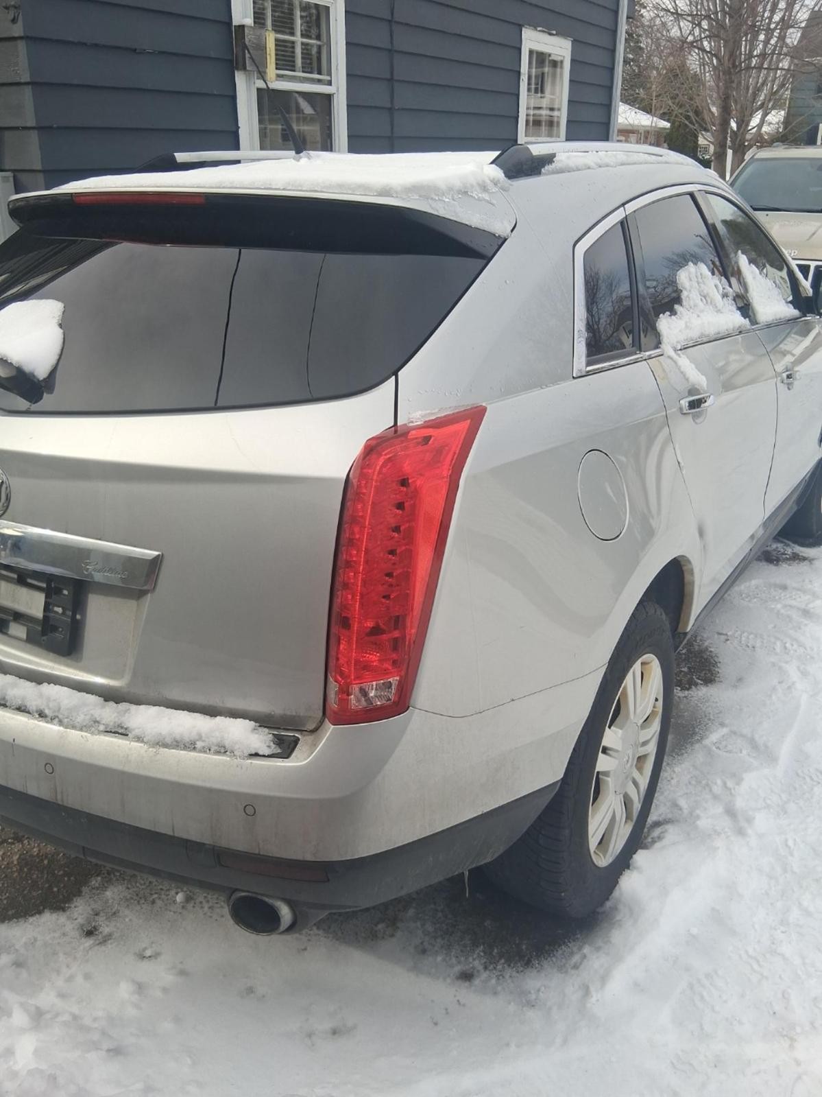 Used Floor Jack fits: 2010 Cadillac Srx  Grade A