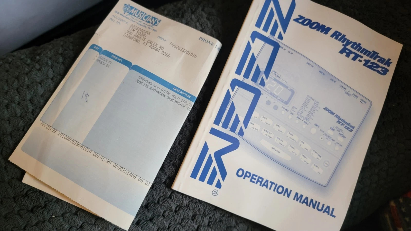 Zoom RhythmTrak RT-123 Drum Machine Tested in Box w/ Adapter, Pedal, & Manual