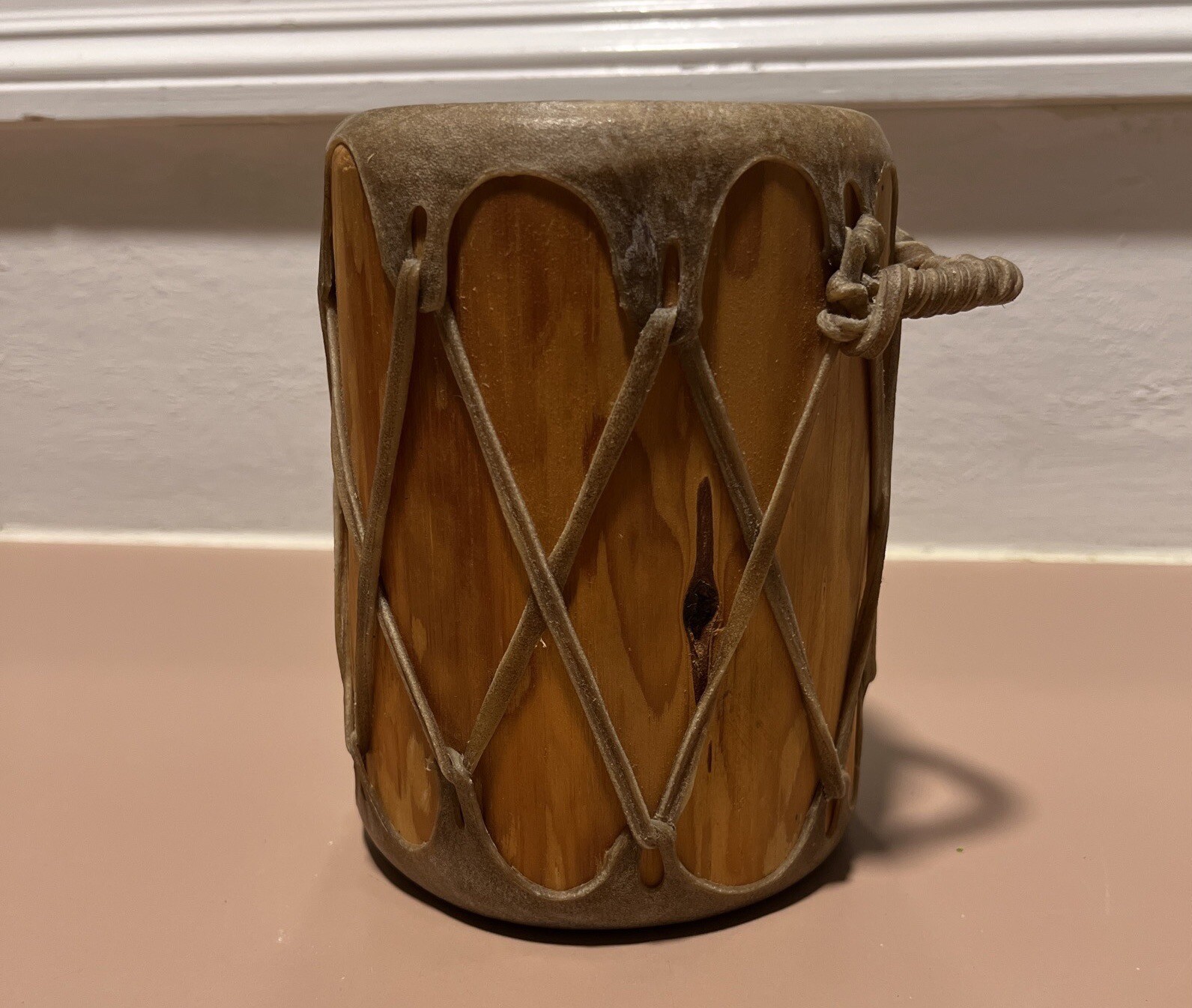 Rustic Native American Rawhide Log Drum 7 high x 5 Wide Preowned G2U