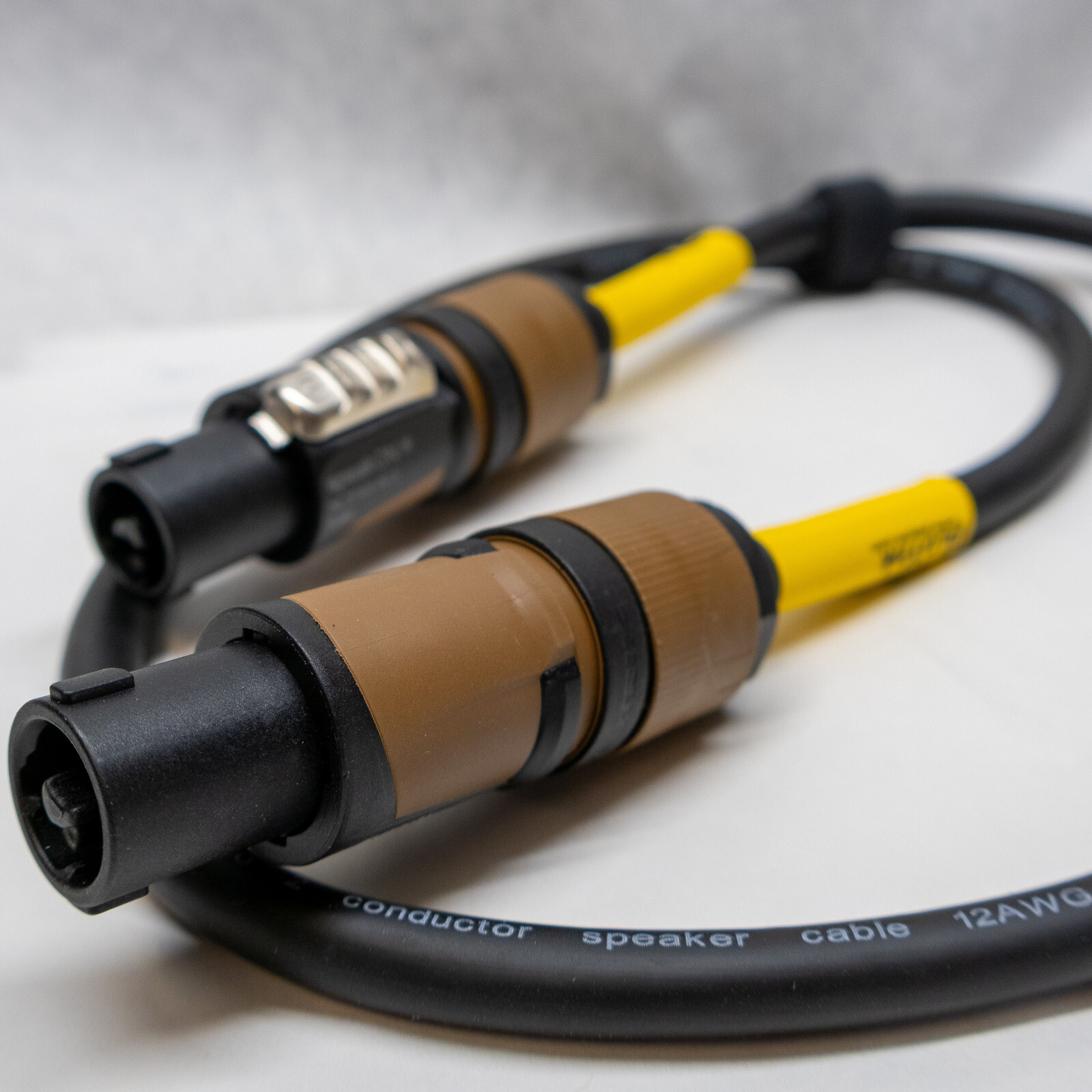 Pro audio pa professional grade amp to speaker cable with Neutrik speakon NL2FX