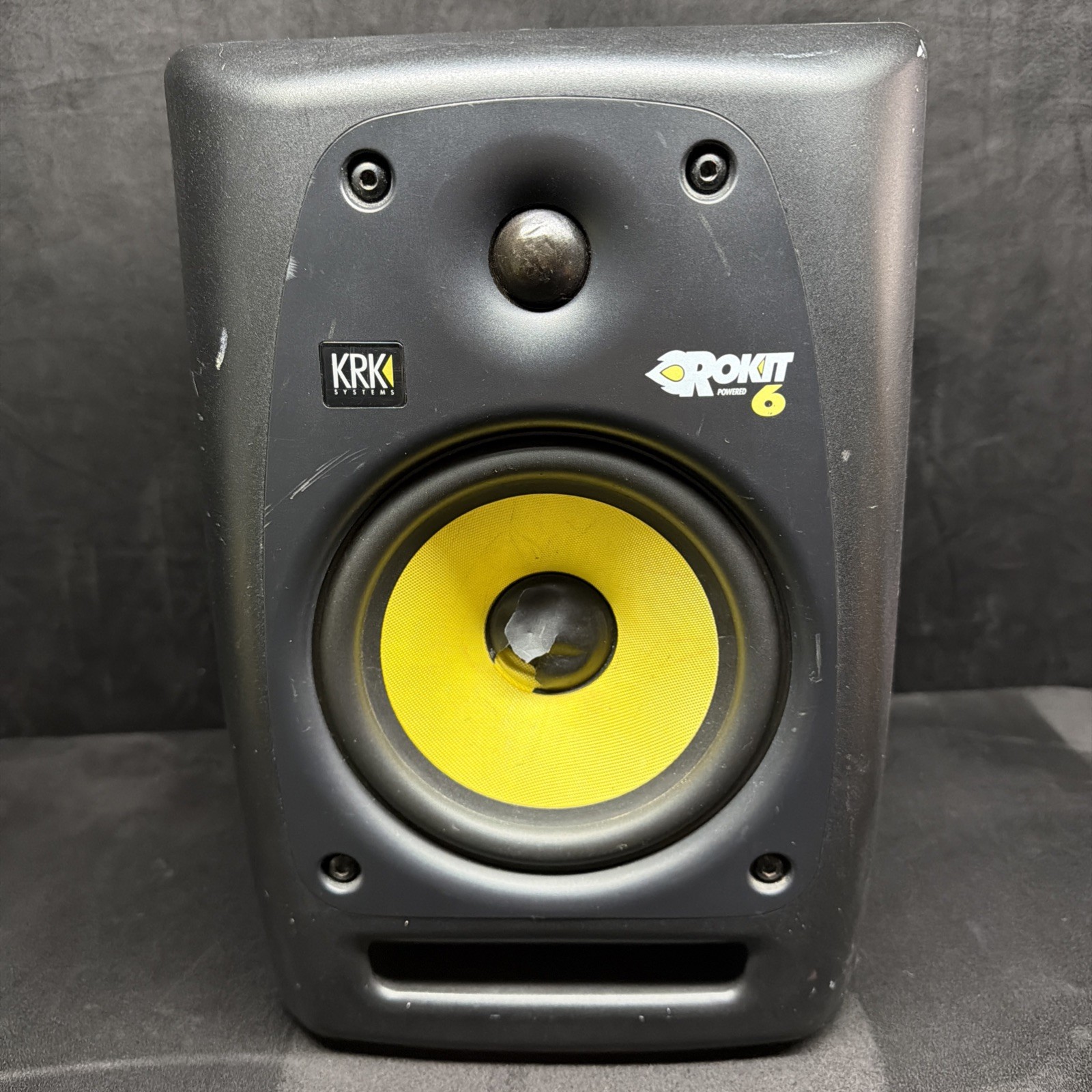 KRK SYSTEMS ROKIT RPG2 POWERED 6 STUDIO MONITOR