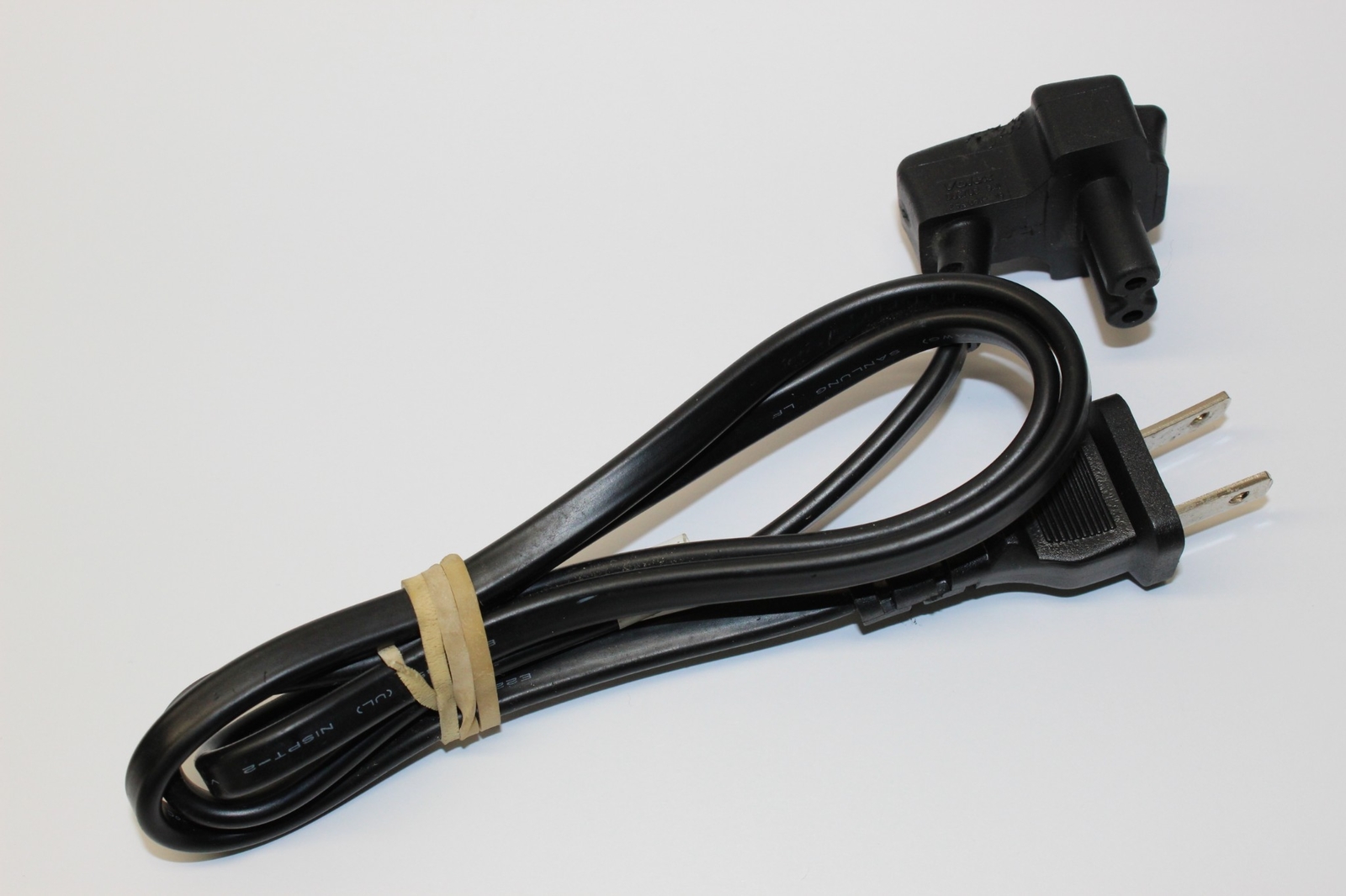 Power Cable Right Angled Figure-8 Plug Cord for Dell Laptop Adapter