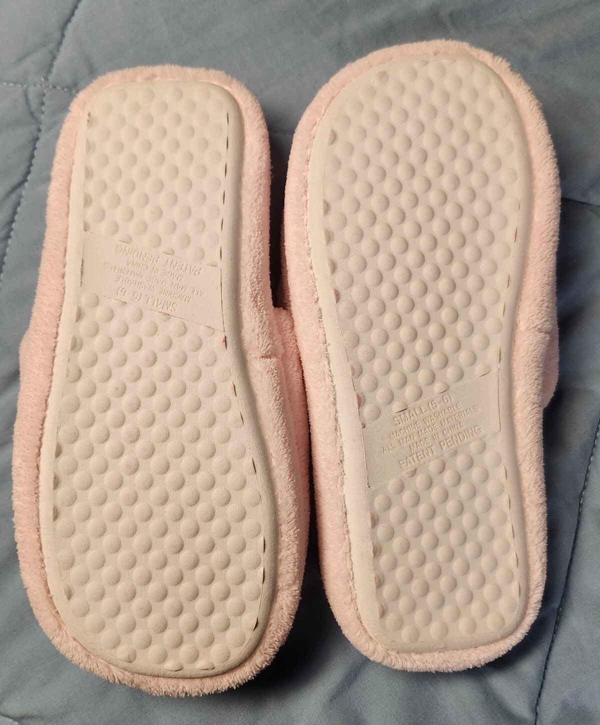 Womens Valentine's Day Slippers B Mine Size Small 5/6