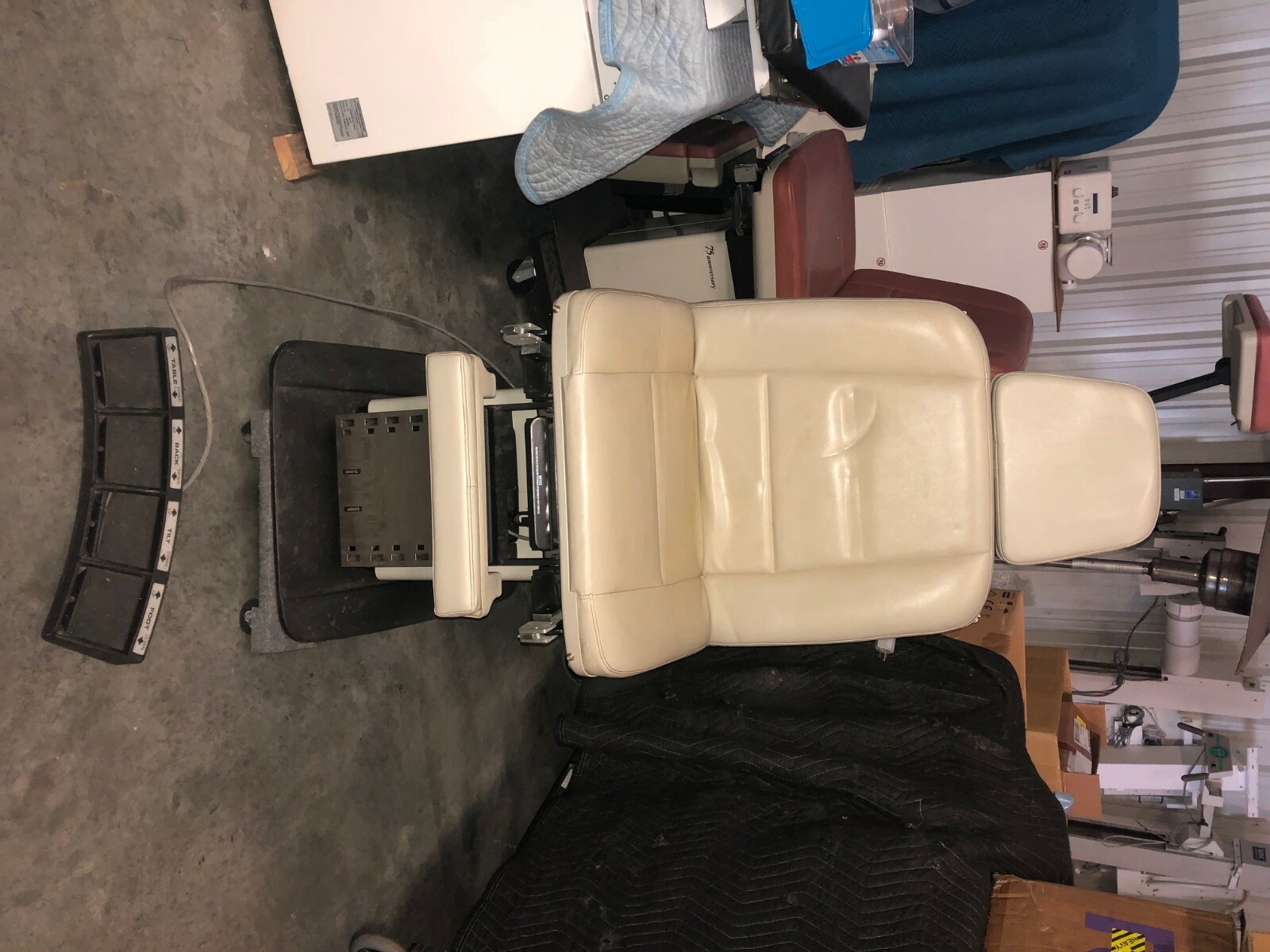  MIDMARK EXAMINATION TABLE POWERED MODEL 419 